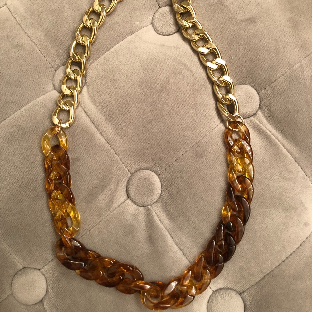 Tortoise/gold necklace